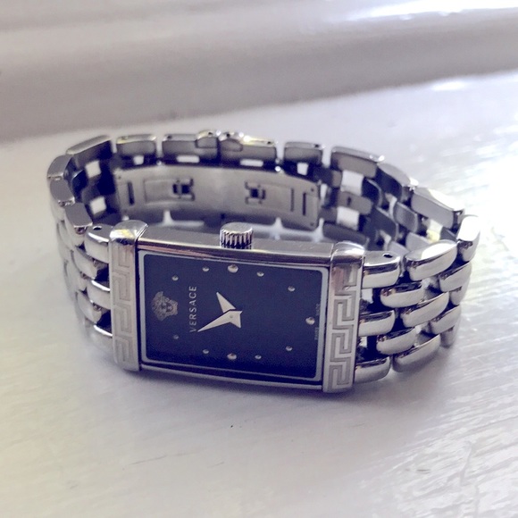 💯 Authentic Versace watch - Picture 5 of 15